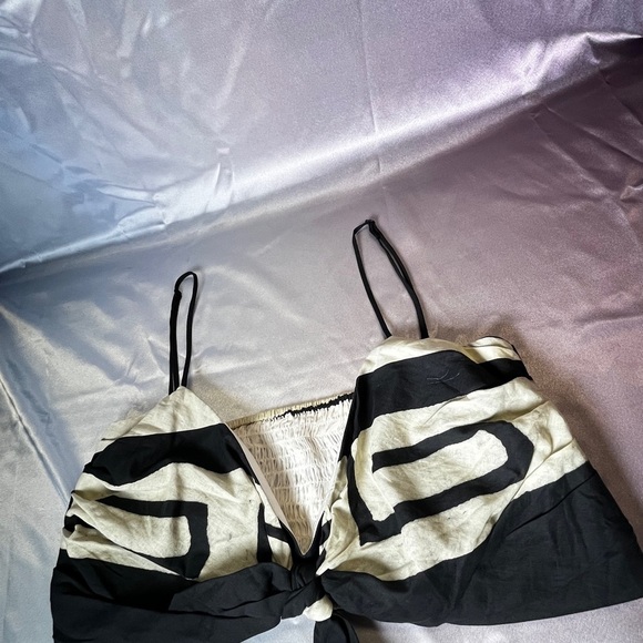 Johanna Ortiz Black and Cream Crop Top - Picture 3 of 8